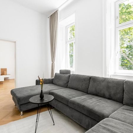 Stilvolle 2 Zimmer Apartment Im Wiener Altbaustil Nahe Donaukanal Viena Exterior foto